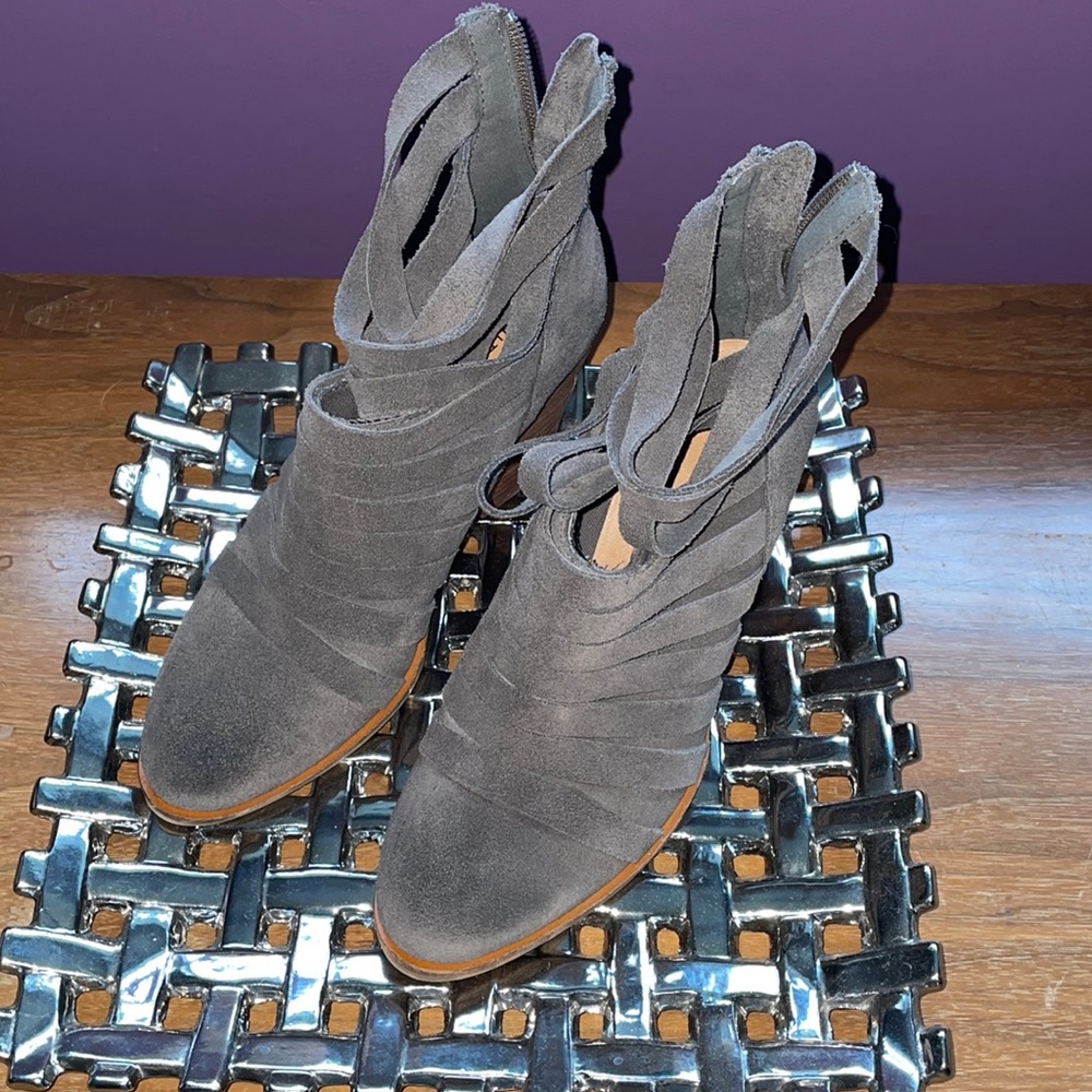 Chinese Laundry Booties